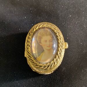 Vintage oval pill or trinket box.